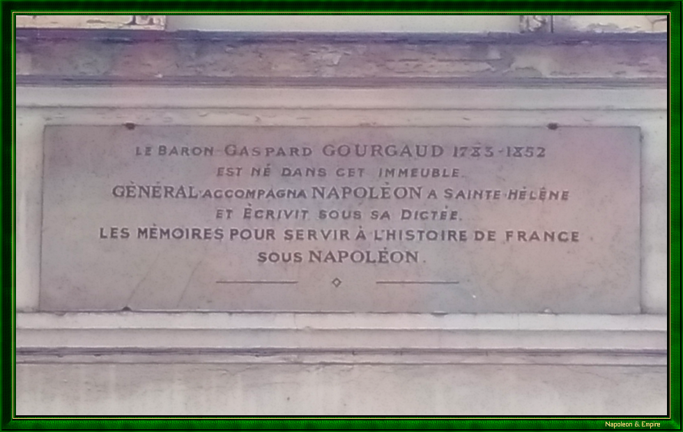 Plaque sur la maison natale de Gaspard Gourgaud