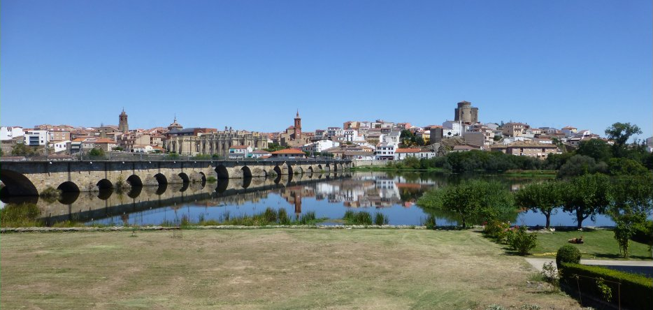 Alba de Tormes et son pont médiéval Alba de Tormes et son pont