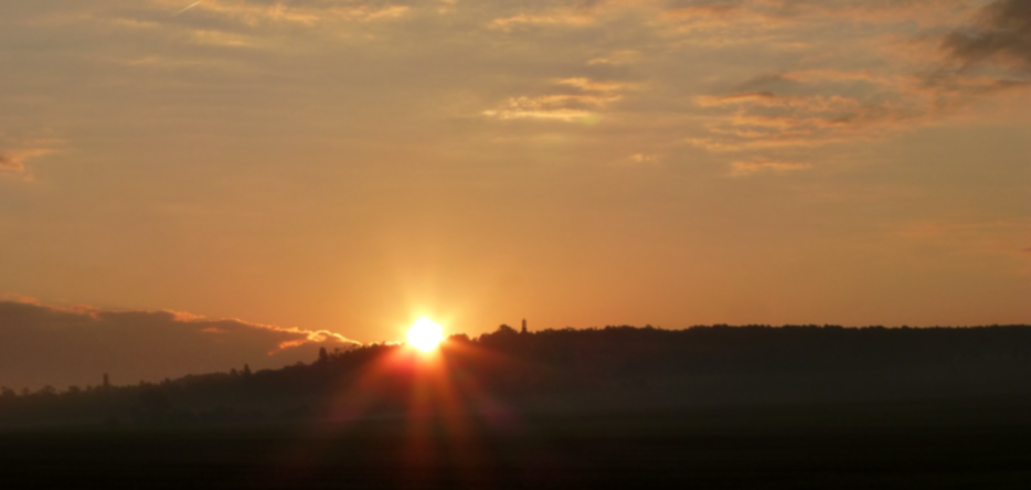 Le soleil d’Austerlitz Austerlitz : lever du soleil sur le plateau de Pratzen