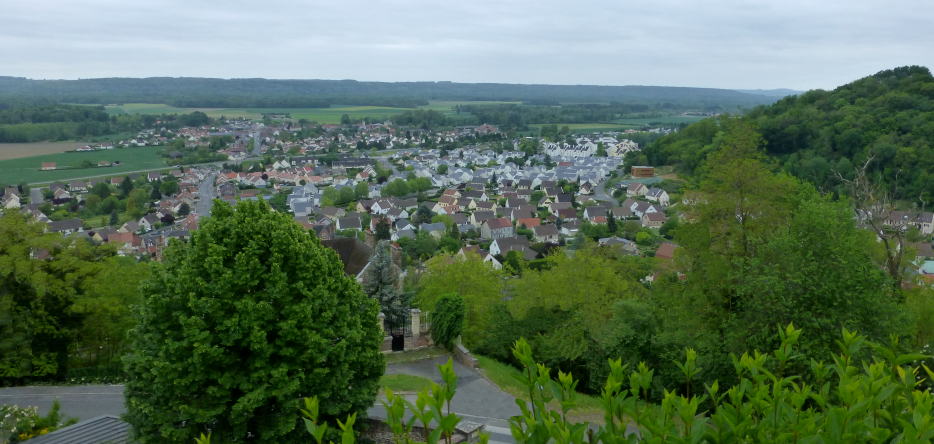 Le faubourg d'Ardon, au sud-sud-est de Laon