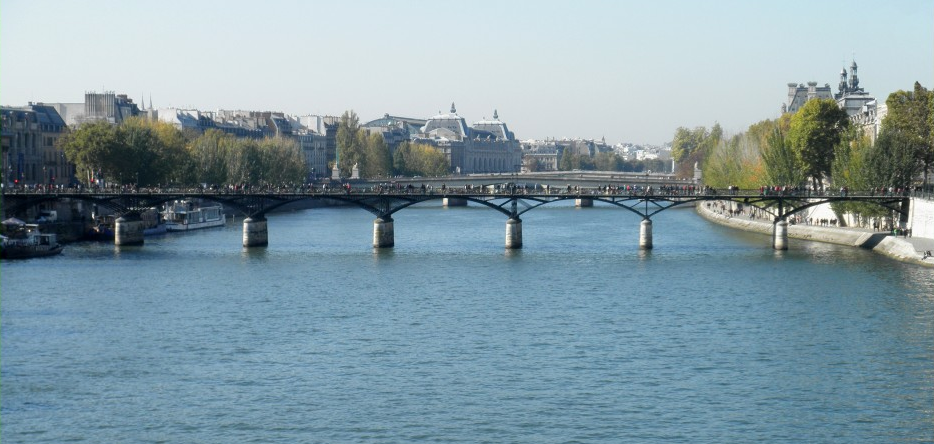 The current Pont des Arts, in Paris
