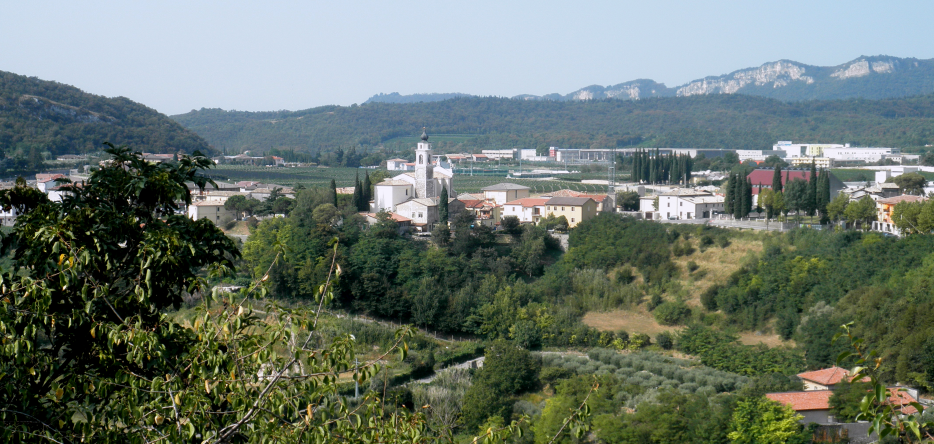 Vue générale de Rivoli Veronese Vue générale du village de Rivoli Veronese