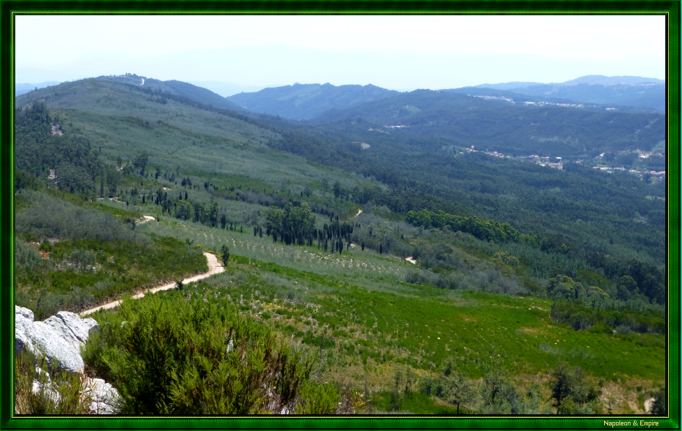 Buçaco : panorama depuis le QG de Wellington, vue 4