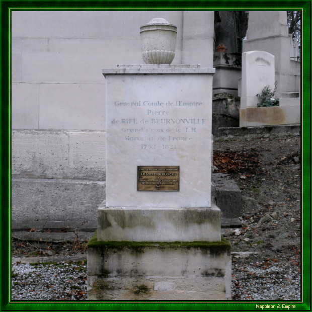 Tombe de Pierre Riel de Beurnonville